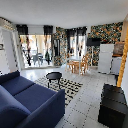 Apartament Coeur Marina Climatise Terrasse Parking Fréjus Zewnętrze zdjęcie