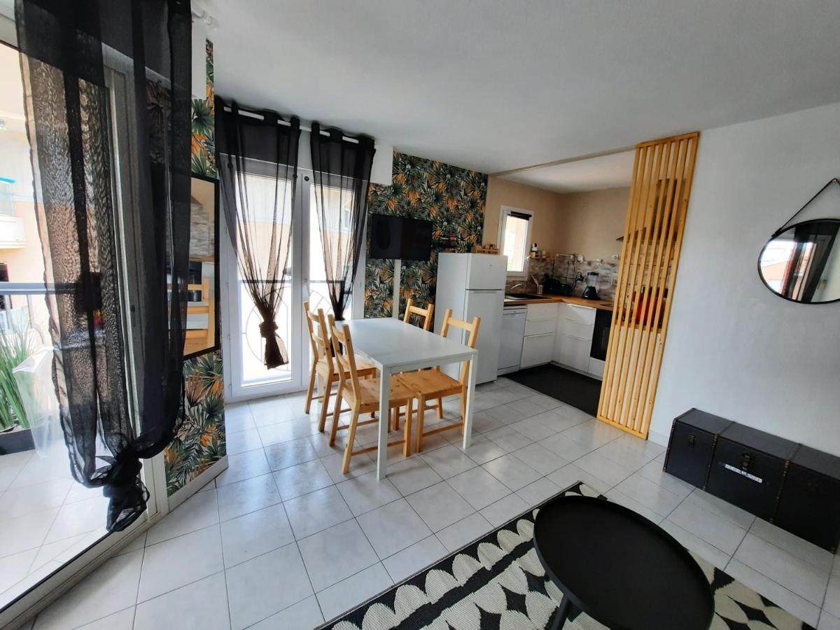 Apartament Coeur Marina Climatise Terrasse Parking Fréjus Zewnętrze zdjęcie