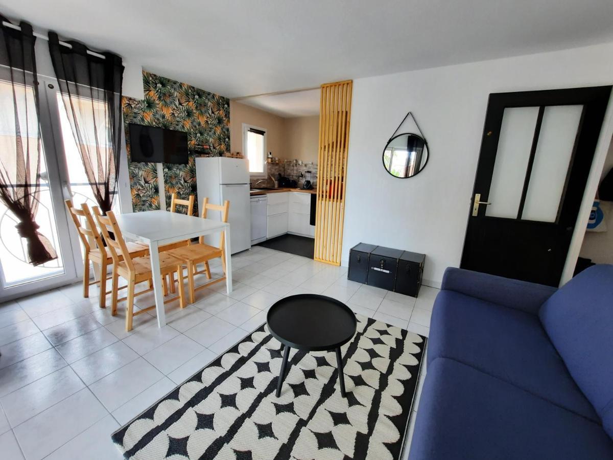 Apartament Coeur Marina Climatise Terrasse Parking Fréjus Zewnętrze zdjęcie